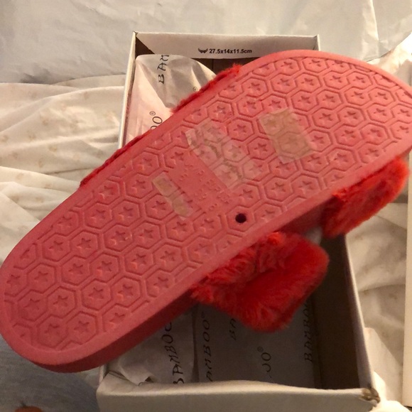 🎉 SALE NIB Bamboo Double Faux Fur Strap Slides - Picture 6 of 6